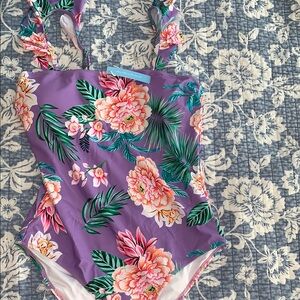 Swimsuit Size Large Lavender Tropical Adjustable Ruffle Straps Padded Bra